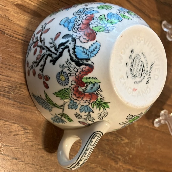 Vintage “Indian tree Woods of Burslem , England  set of 2 lovely cup n saucers - Picture 3 of 9